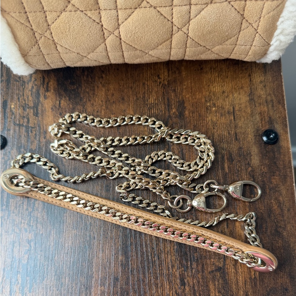 Christian Dior Lady Dior Mini Shearling Cannage Suede Bag Ecru w/ Gold Hardware - Picture 15 of 16